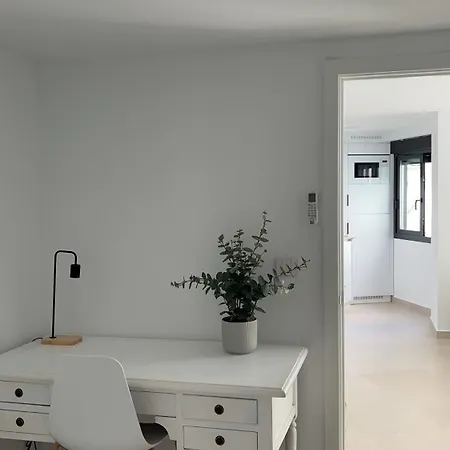 Casa Paz En Benajarafe