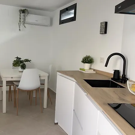 Casa Paz En Benajarafe